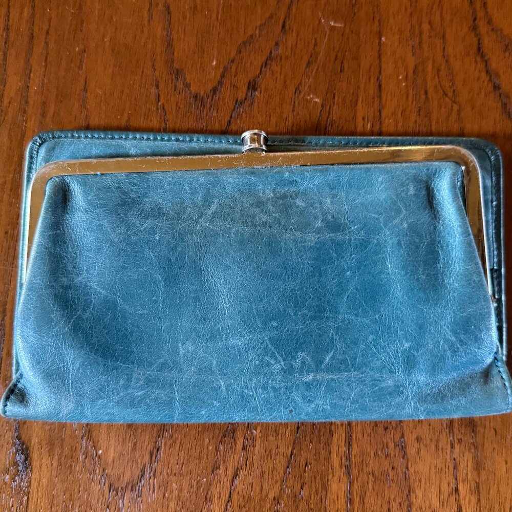 HOBO Rachel Blue Leather Clutch Wallet Gently Used